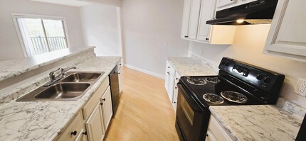 Clock Tower Square in Burlington, VT - Foto de edificio - Building Photo