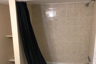 3522 Greenspring Ave in Baltimore, MD - Foto de edificio - Building Photo