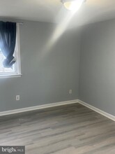 7124 Clinton Rd in Upper Darby Township, PA - Building Photo - Building Photo