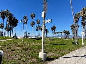 1401 Venice Blvd Venice in Venice, CA - Building Photo - Building Photo