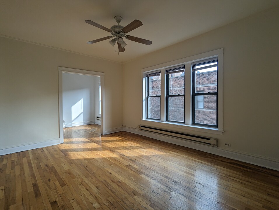 3817 N Fremont St, Unit W2 in Chicago, IL - Building Photo