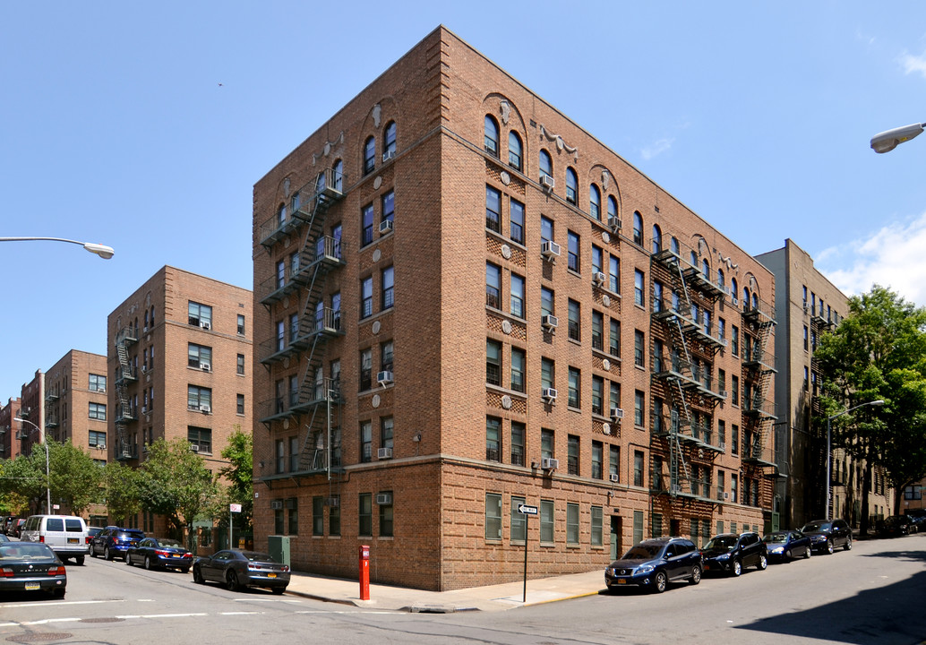 1512 Townsend Ave in Bronx, NY - Foto de edificio