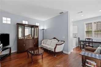 27905 Crown Ct Cir in Santa Clarita, CA - Building Photo - Building Photo