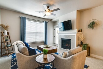 4622 Hahns Peak Dr, Unit SI ID1385715P in Loveland, CO - Building Photo - Building Photo