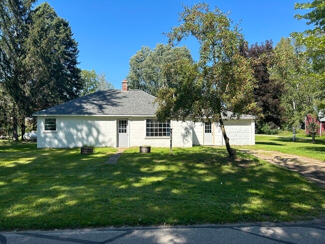 5931 Main St in Deford, MI - Building Photo - Building Photo