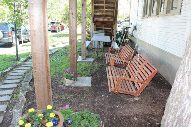 property at 1822 W 35th St