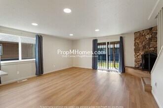 3717 NE Mallory Ave in Portland, OR - Building Photo - Building Photo
