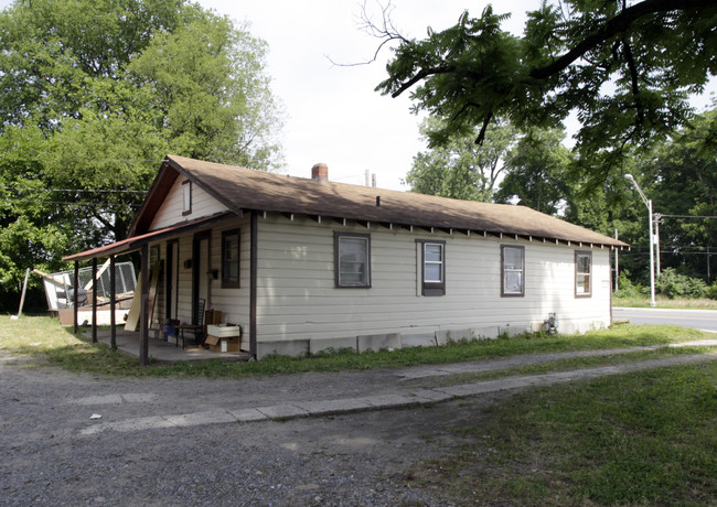 2722 E Broadway Ave in North Little Rock, AR - Building Photo - Building Photo