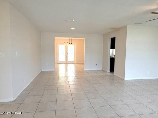 38 Valhalla Ave in Ormond Beach, FL - Building Photo - Building Photo