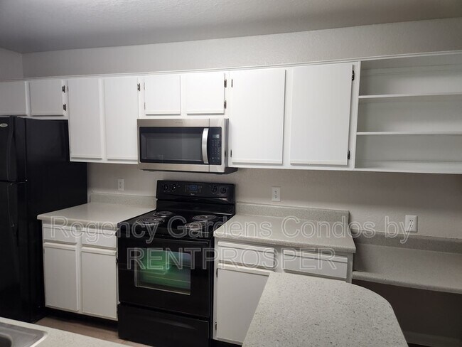5501 Rosebriar Way in Orlando, FL - Building Photo - Building Photo