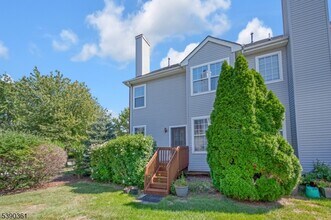 46 Gordon Cir in Parsippany Troy Hills, NJ - Building Photo - Building Photo