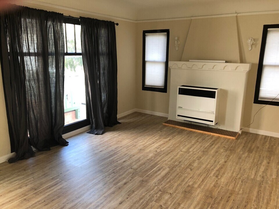 134 Ximeno Ave, Unit 134 in Long Beach, CA - Building Photo
