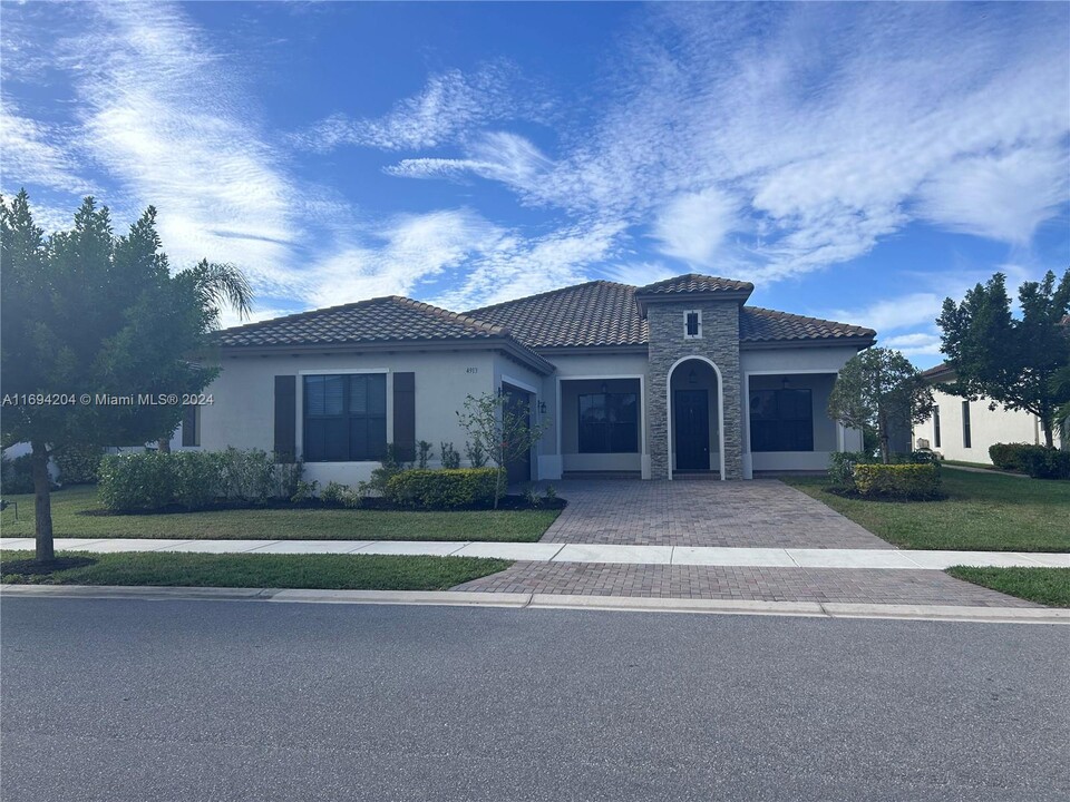 4913 Corrado Ave in Ave Maria, FL - Building Photo