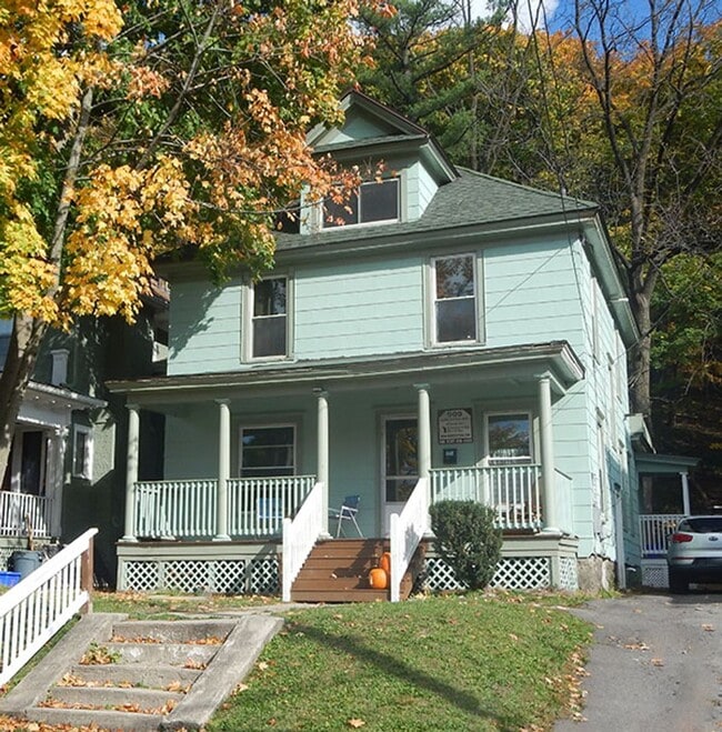 property at 909 Lancaster Ave
