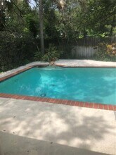 3907 W Corona St in Tampa, FL - Building Photo - Building Photo