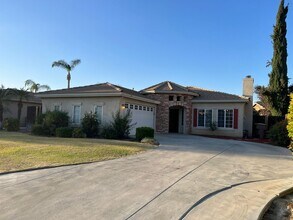 9914 Paper Moon Way in Bakersfield, CA - Building Photo - Building Photo