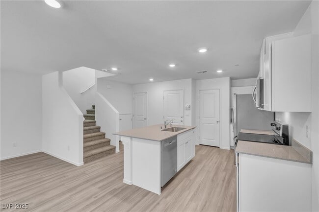property at 1907 Brio Vis St