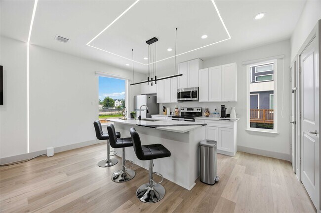 property at 1907 Hailey St