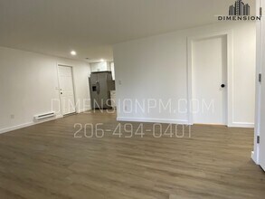 902-904-904 101st St Ct E in Tacoma, WA - Building Photo - Building Photo