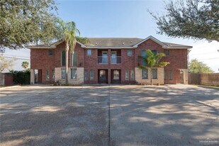 17 S 48th Ln in McAllen, TX - Building Photo