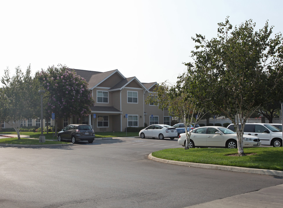 Dale Commons Senior Community in Modesto, CA - Building Photo