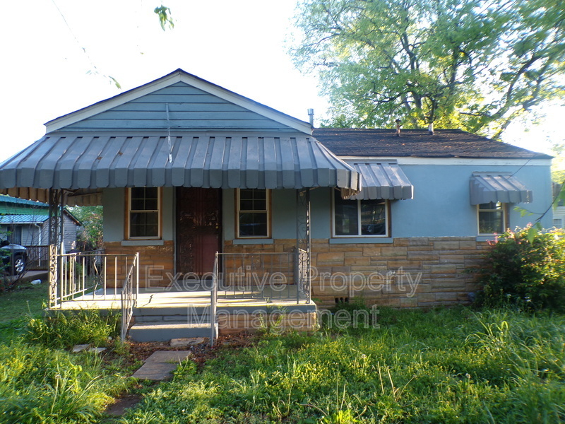 708 40th St in Fairfield, AL - Building Photo