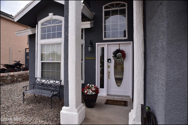 1316 Black Ridge Dr in El Paso, TX - Building Photo - Building Photo