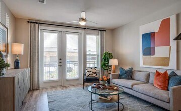 12807 Telge Rd in Cypress, TX - Building Photo - Building Photo