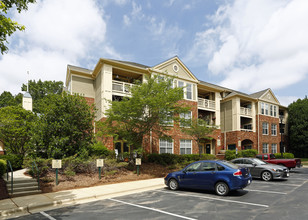 Crescent Arbors Apartment Homes in Cary, NC - Building Photo - Building Photo