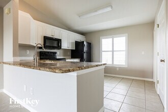 3186 Desoto Dr in Punta Gorda, FL - Foto de edificio - Building Photo