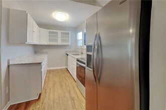 7865 Lake Terrace in Douglasville, GA - Building Photo - Building Photo