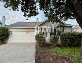 210 Leafwood Ct in Suisun City, CA - Building Photo