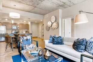 Cadence Union Station in Denver, CO - Building Photo