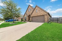 4011 Nestra Dr in Katy, TX - Foto de edificio - Building Photo