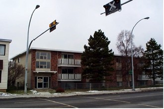 3607 118th Ave NW in Edmonton, AB - Building Photo - Other