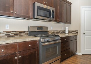 17040 NW Tristan St in Portland, OR - Building Photo - Building Photo