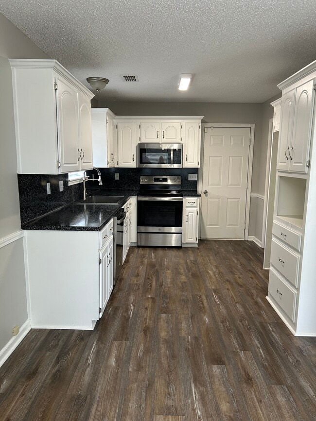 16 Azalea Dr in Cabot, AR - Building Photo - Building Photo