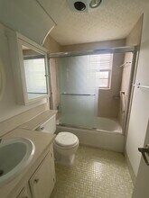 40 Norwich B in West Palm Beach, FL - Building Photo - Building Photo