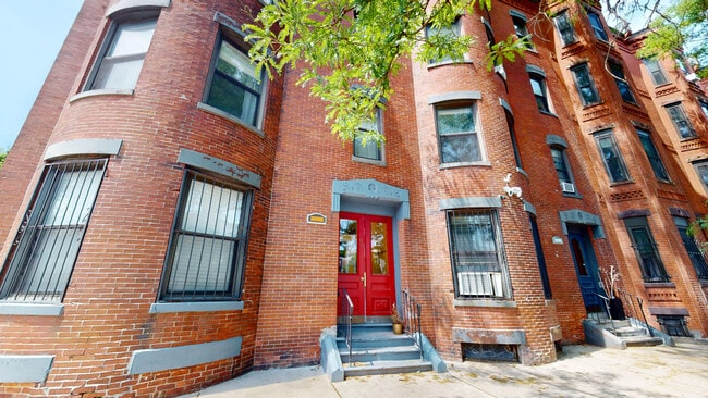 86 Hammond St in Boston, MA - Foto de edificio - Building Photo