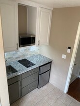 13960 Driftwood Dr, Unit B in Victorville, CA - Building Photo - Building Photo