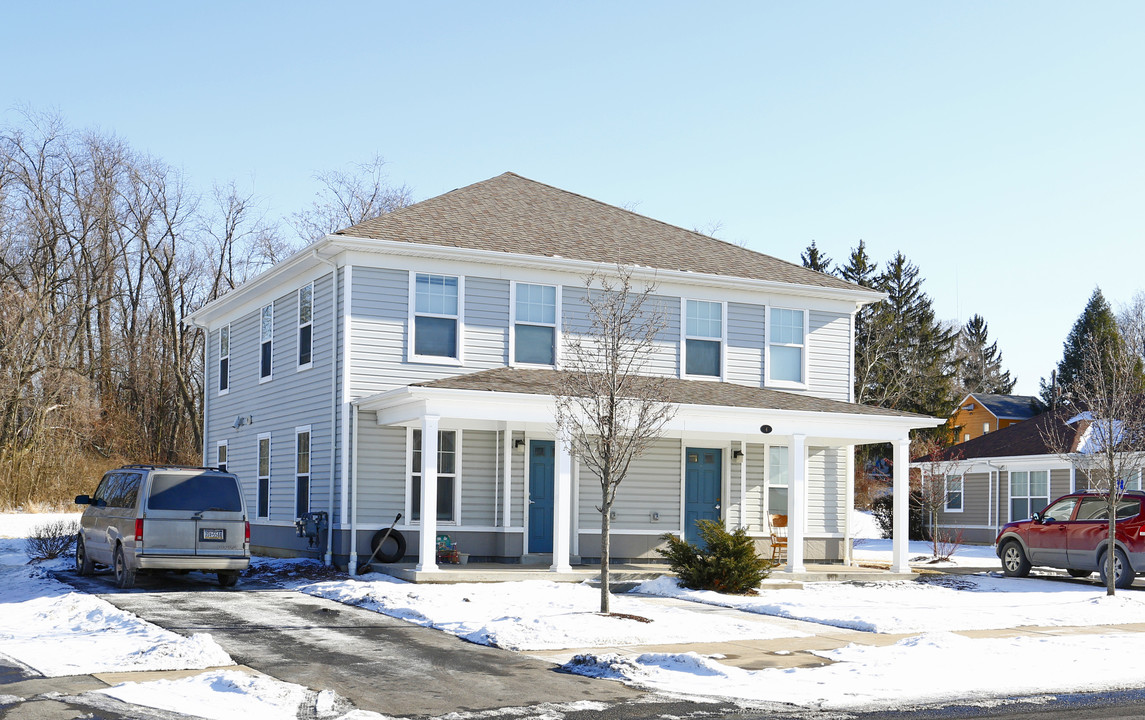 Laurel Estates in Uniontown, PA - Foto de edificio