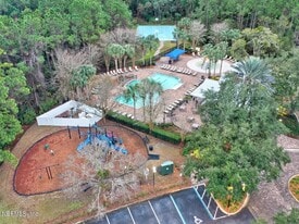 12301 Kernan Forest Blvd, Unit 1702 in Jacksonville, FL - Building Photo