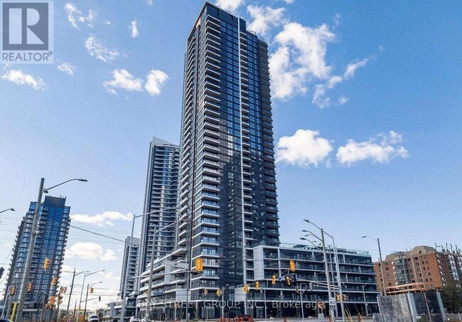 property at 15 Watergarden Dr