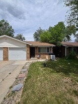 210 St Clair Ave in Longmont, CO - Building Photo