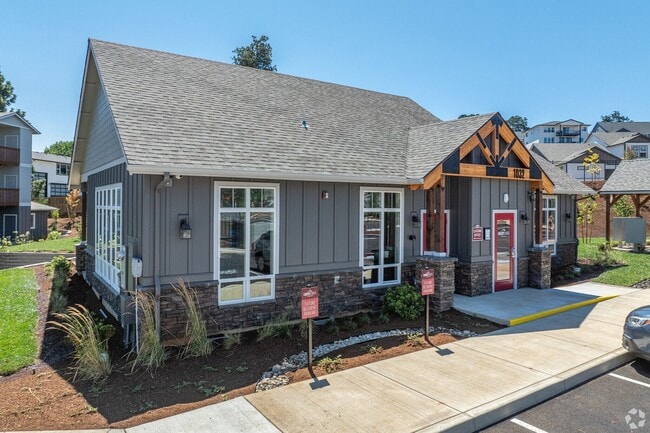LIBERTY CREST APARTMENTS