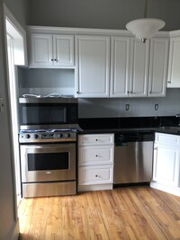 1489 Beacon St, Unit 3 in Brookline, MA - Building Photo - Building Photo