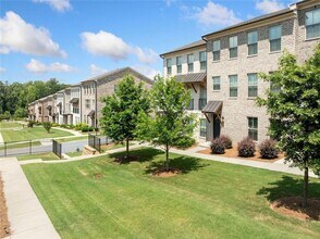 4333 Water Elm Alley in Doraville, GA - Building Photo - Building Photo