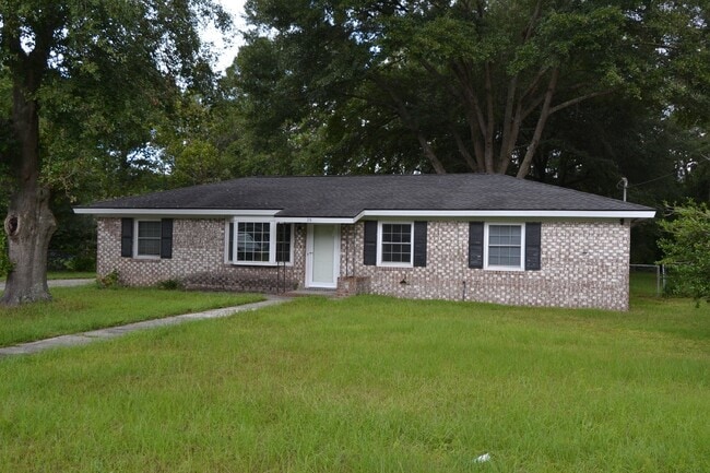property at 26 Dogwood St