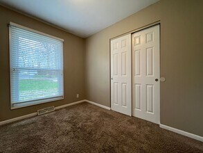 2552 S Woodland Trail in Warsaw, IN - Building Photo - Building Photo