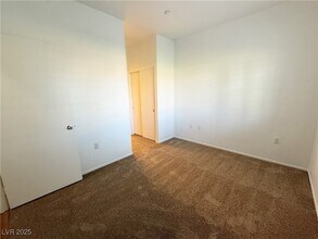 5975 Barbosa Dr in North Las Vegas, NV - Building Photo - Building Photo